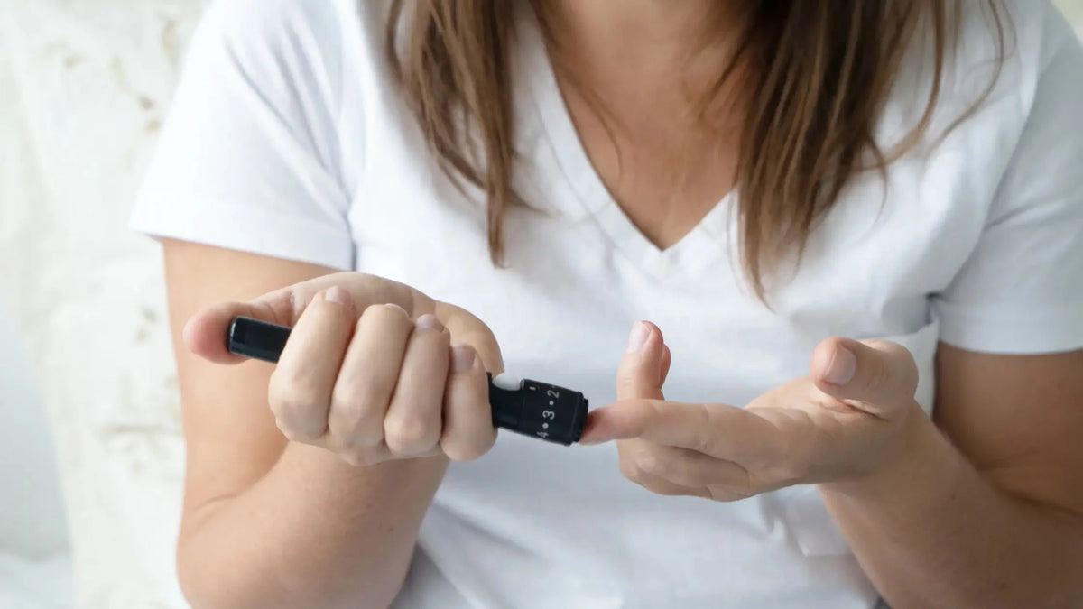 Résistance à l’insuline et troubles hormonaux : causes, symptômes et solutions naturelles