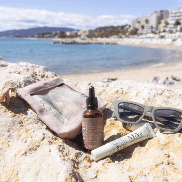 Visuel trousse été lifestyle