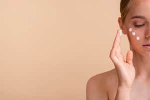quand mettre creme solaire visage